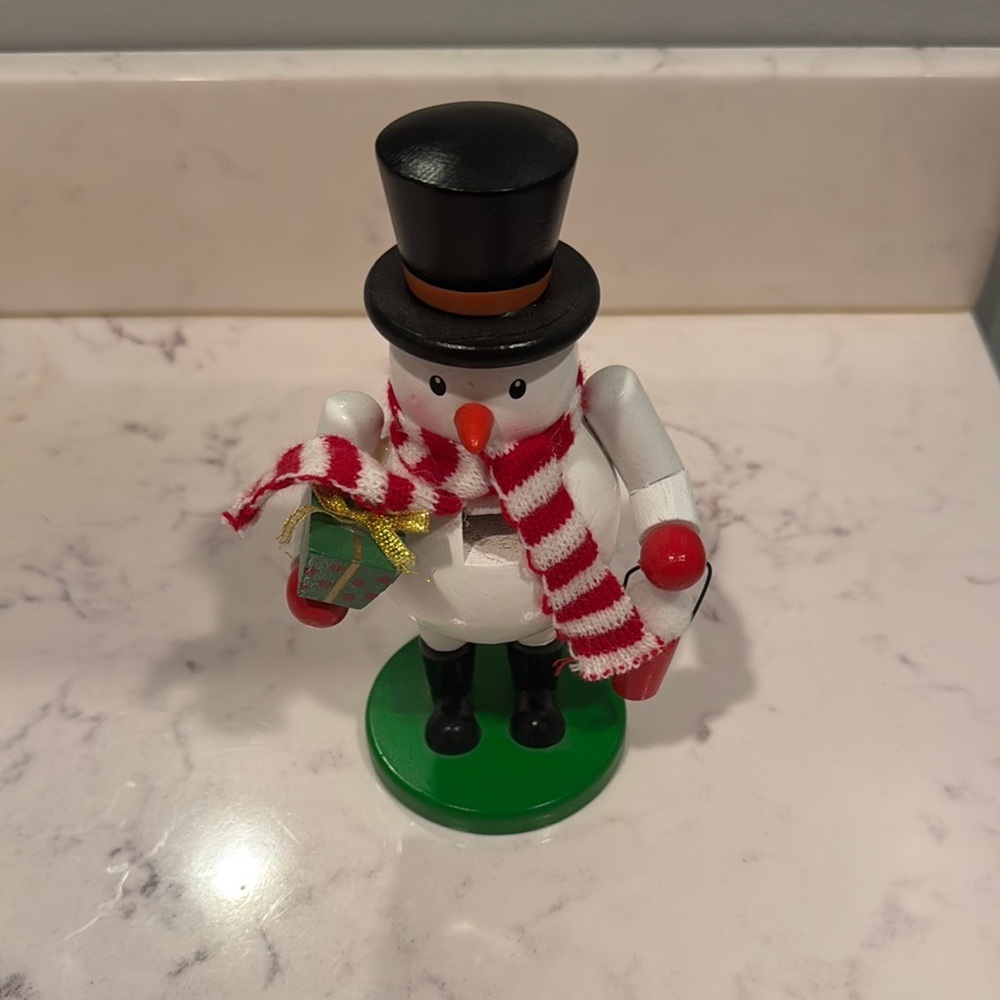 Festive Wooden Snowman Figurine with Scarf and Gift
